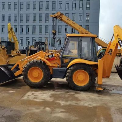 JCB 4CX boormachine tweedehands energiebesparend met grote capaciteit