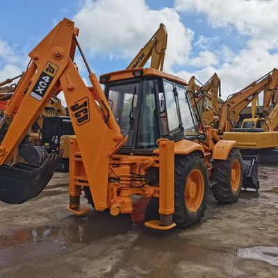 JCB 4CX boormachine tweedehands energiebesparend met grote capaciteit