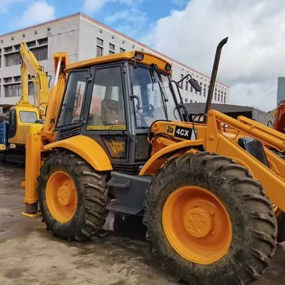 JCB 4CX boormachine tweedehands energiebesparend met grote capaciteit