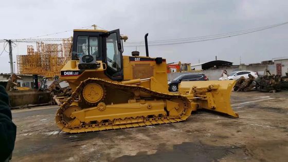 Caterpillar D6M LGP Crawler gemonteerde bulldozer tweedehands High Drive