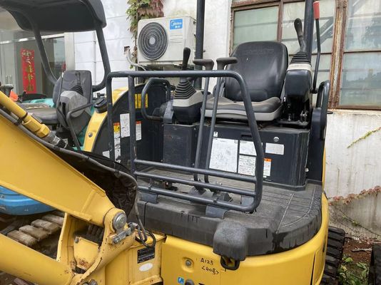 Gebruikte Komatsu PC20MR-2 Crawler gemonteerde graafmachine originele Japan werkend in de tuin