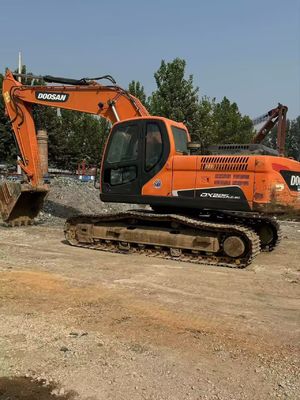 Oorspronkelijke kleur Gebruikte Doosan DX225LC-9C Crawler Excavator In uitstekende staat