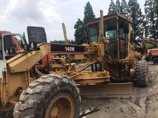 Gebruikte CAT 140H motorgrader met een aanpasbare lemmenbeweging
