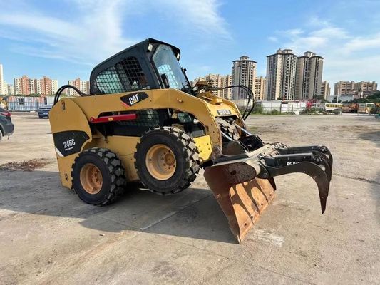 CAT 246C Oorspronkelijke kleur Gebruikte skid steer loader Veiligheid en nauwkeurigheid In goede staat