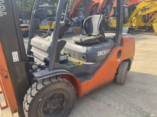 5 ton Toyota 7FD50 Gebruikte vorkheftruck Gemakkelijk te bedienen Gebruikte vorkheftrucks