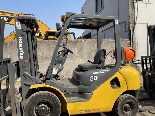Gebruikte Komatsu 3 ton gas vorklift in goede staat Gebruikte 3 ton vorklift