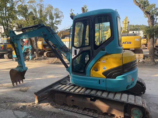 Japan gebruikt mini graafmachine Kubota U40-5 met efficiënt hydraulisch systeem