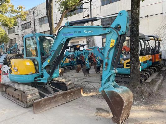 Japan gebruikt mini graafmachine Kubota U40-5 met efficiënt hydraulisch systeem