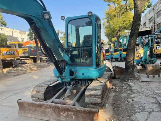 Japan gebruikt mini graafmachine Kubota U40-5 met efficiënt hydraulisch systeem