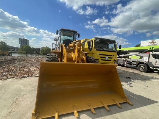 CAT 950H Gebruikte wielladers op bouwterrein Voortladers in Afrika