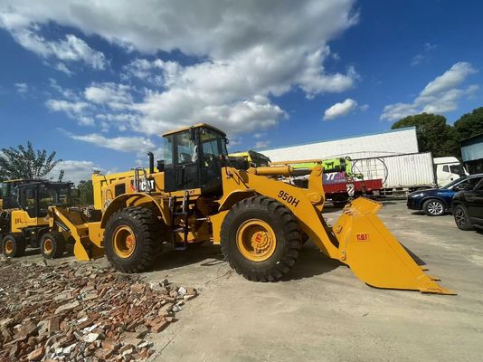 CAT 950H Gebruikte wielladers op bouwterrein Voortladers in Afrika