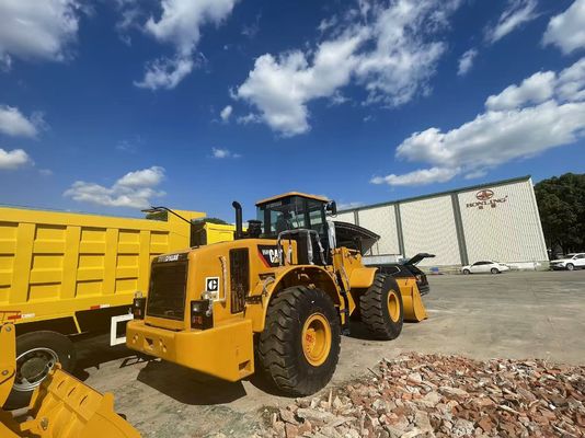 CAT 950H Gebruikte wielladers op bouwterrein Voortladers in Afrika