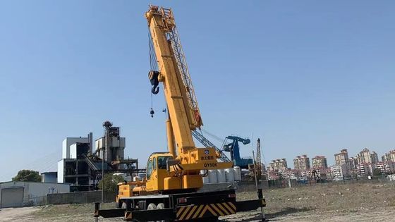 XCMG QY50K-II 50 ton gebruikte vrachtwagen kraan hoge capaciteit gebruikte boom trucks