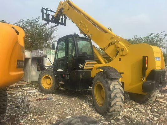 Oorspronkelijke kleur Gebruikte telescopische handlers XCMG XT680-170 Stabiele werking