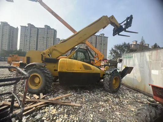 Oorspronkelijke kleur Gebruikte telescopische handlers XCMG XT680-170 Stabiele werking