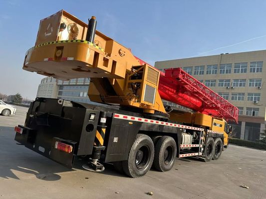 Gebruikte Sany STC800E5 80 ton vrachtwagen kraan in goede staat