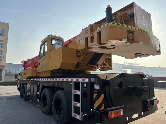 Gebruikte Sany STC800E5 80 ton vrachtwagen kraan in goede staat