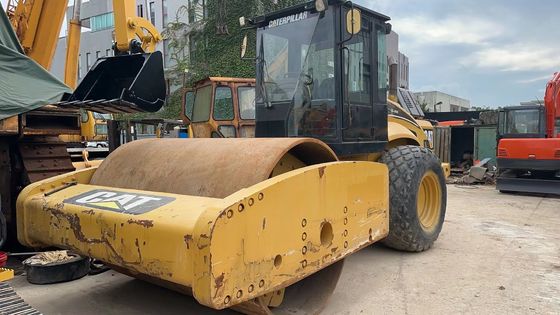 Originele kleur Gebruikte Caterpillar CS-683E Single Drum Road Roller In uitstekende staat