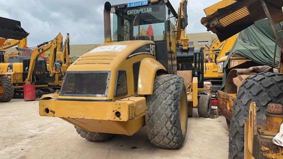 Originele kleur Gebruikte Caterpillar CS-683E Single Drum Road Roller In uitstekende staat