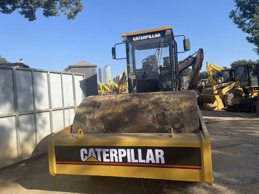 Originele Japanse gebruikte Caterpillar CS-683E eentrommelwegwals in uitstekende staat